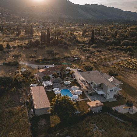 Tsanis Estate Aparthotel Parga Ngoại thất bức ảnh