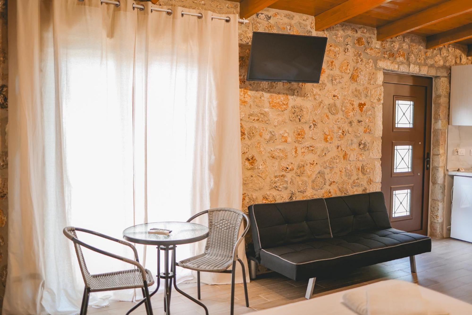 Tsanis Estate Aparthotel Parga Ngoại thất bức ảnh