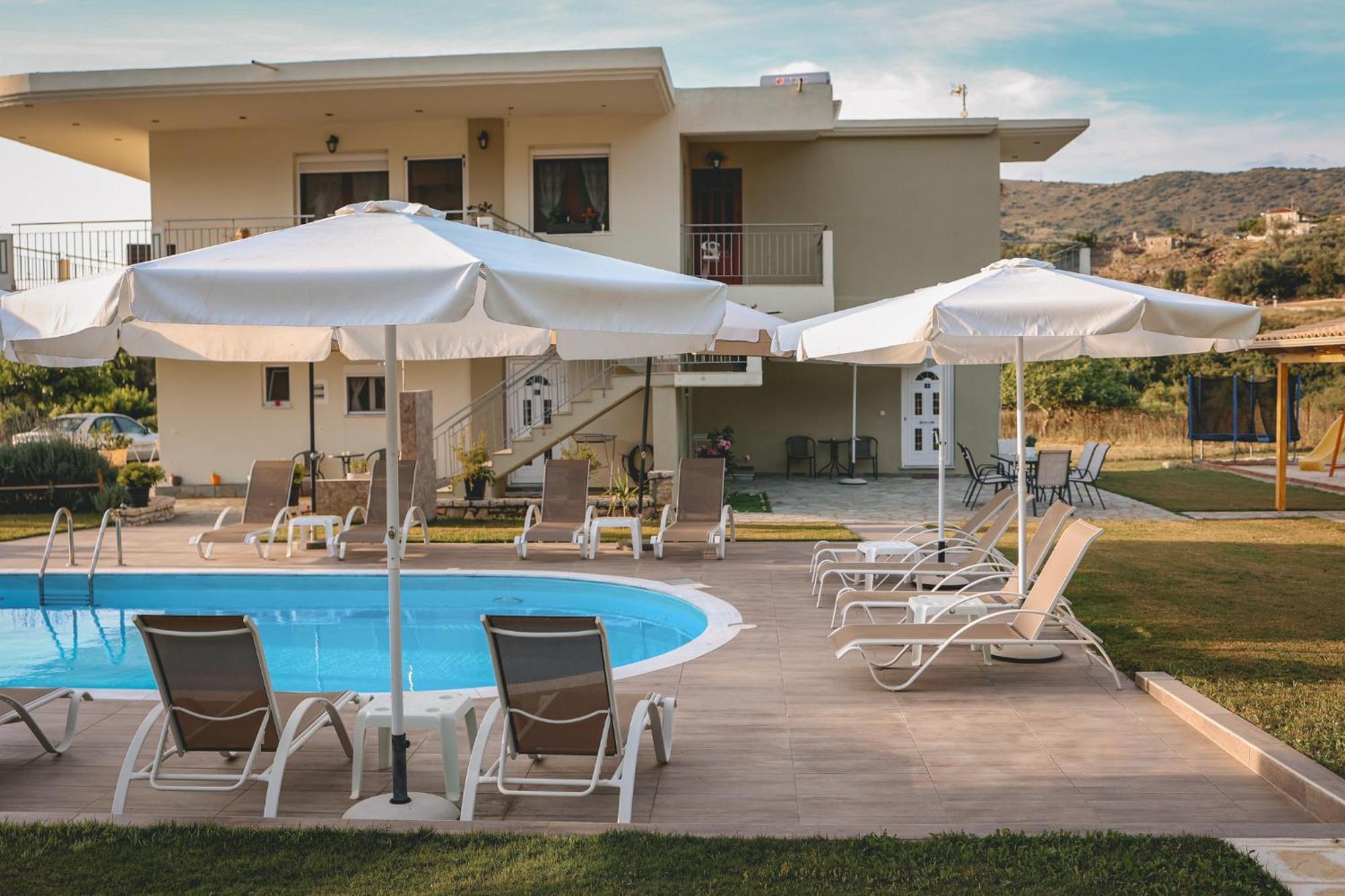 Tsanis Estate Aparthotel Parga Ngoại thất bức ảnh
