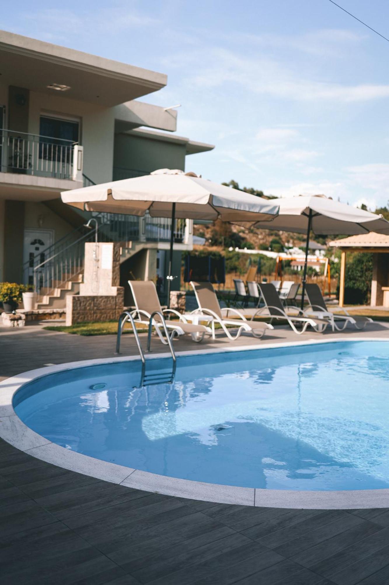 Tsanis Estate Aparthotel Parga Ngoại thất bức ảnh